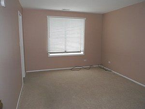 4th image of 1747 W Crystal Ln Unit 611