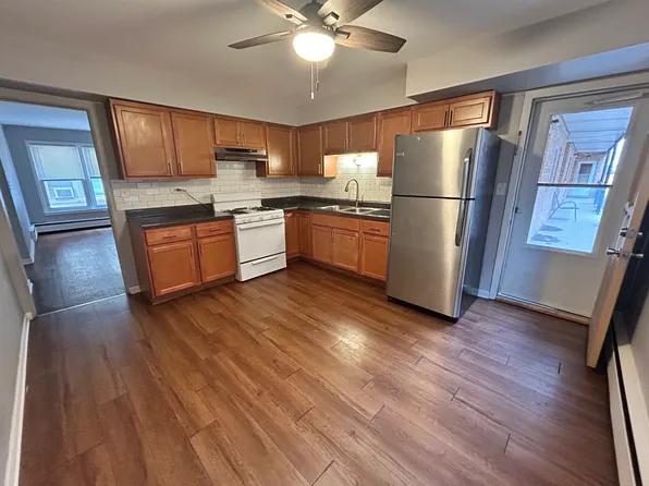 6727 W Irving Park Rd APT 1D, Chicago, IL 60634