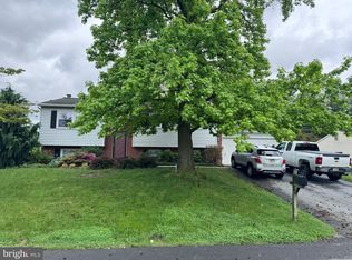 322 Quittie Park Dr, Annville, PA 17003