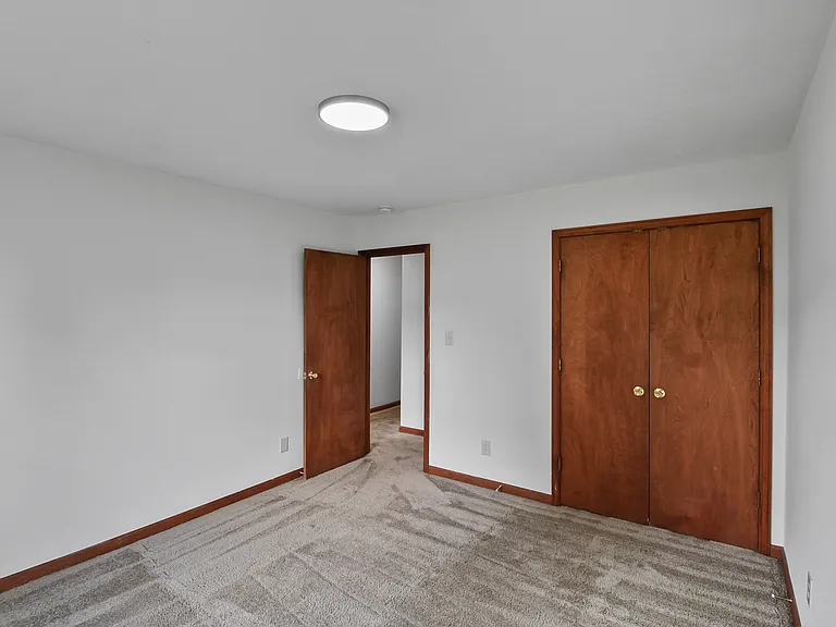 1405 Wilshire Cir — Photo 19
