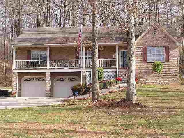 1st image of 2021 Foxfire Rd NE