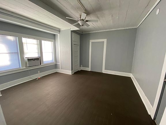 5th image of 1116 N Bell Ave #5