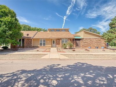 1701 W Country Club Blvd, Elk City, OK, 73644