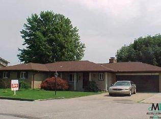 7255 Flamingo St, Algonac, MI 48001