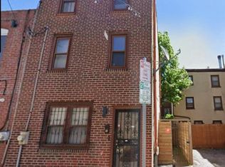 1043 N Leithgow St, Philadelphia, PA 19123