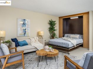 7 Commodore Dr #A460, Emeryville, CA 94608