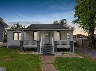 1305 Larchmont Ave, Capitol Heights, MD