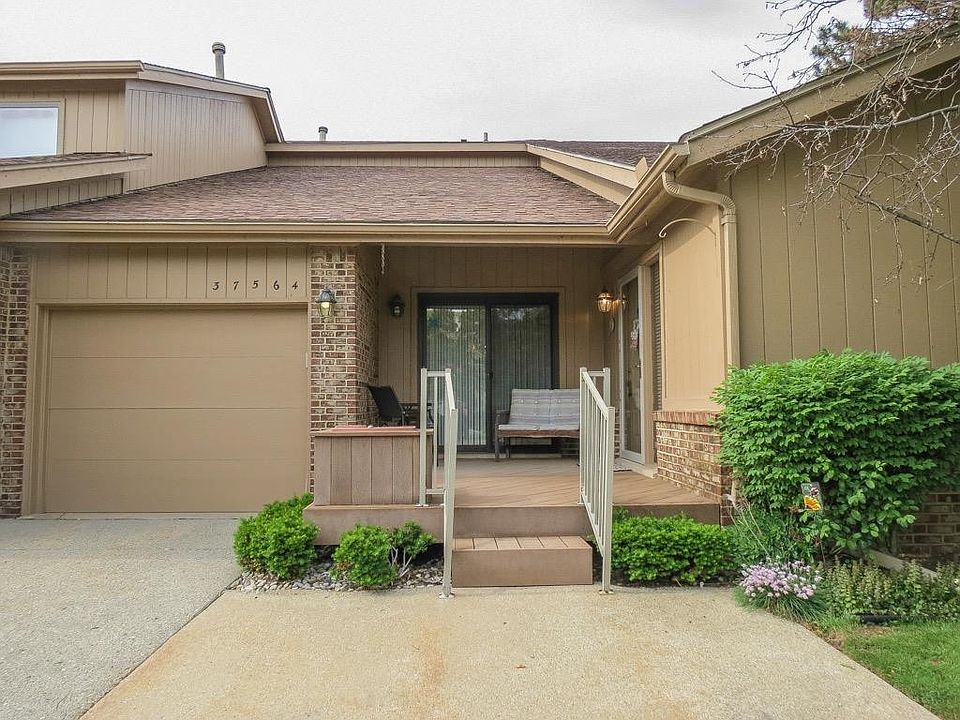 1st image of 37564 N Laurel Park Dr