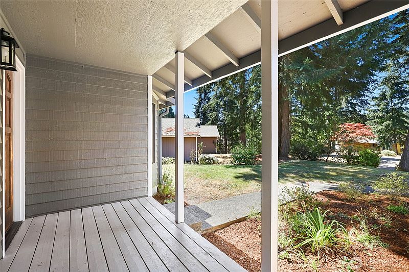 5th image of 232 Planer Court SE