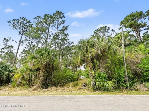 874 Hartsdale Ave SW, Palm Bay, FL 32908