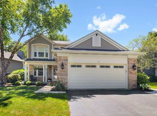 548 Arbor Ln, South Elgin, IL 60177
