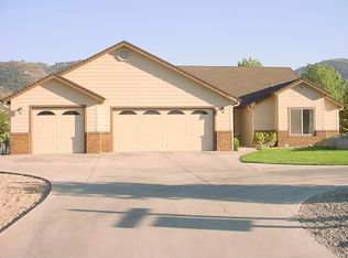 29820 Pinedale Dr, Tehachapi, CA 93561