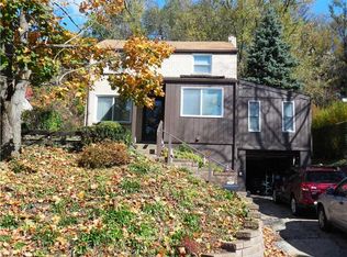 201 Briarwood Dr, Pittsburgh, PA 15235