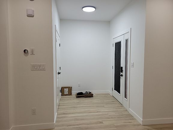 5th image of 86 5th Ave