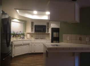 3205 Flintridge Dr, Bakersfield, CA 93306