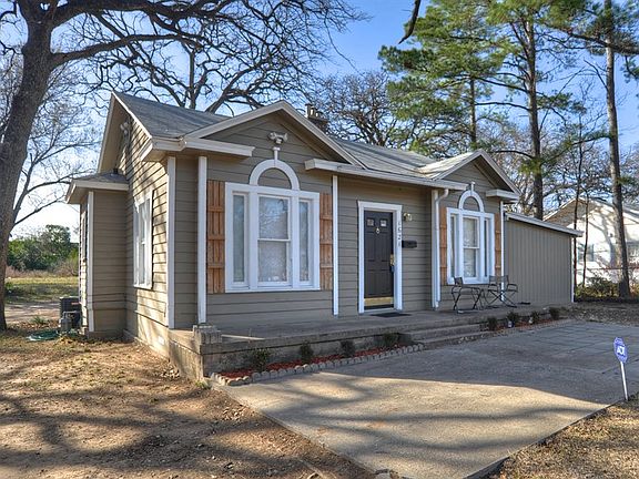 4th image of 1621 Oak Knoll Dr
