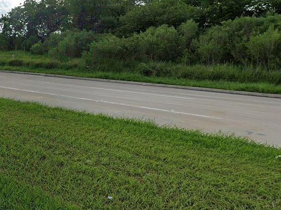 3rd image of Swc Vicksburg Boulevard Lake Olympia Pkwy