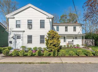 618 Carpenter St, Greenport, NY 11944