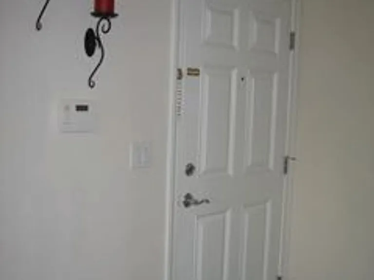 647 McGinnis Cir — Photo 23