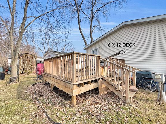 2nd image of 21932 Letour St