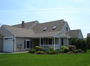 9 Ridgefield Dr, Gorham, ME 04038