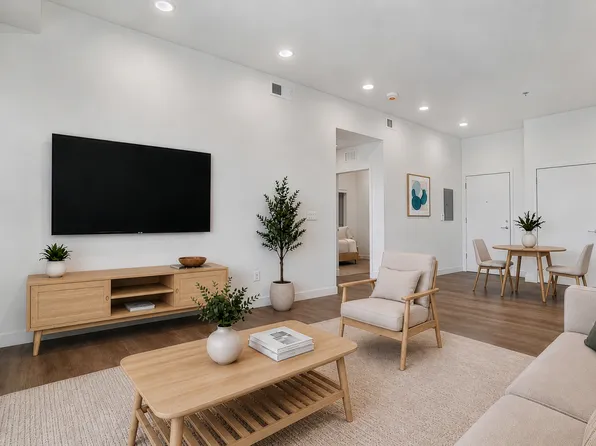 Latitude Apartments