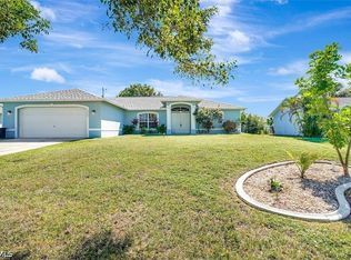 1702 SW 12th Ln, Cape Coral, FL 33991