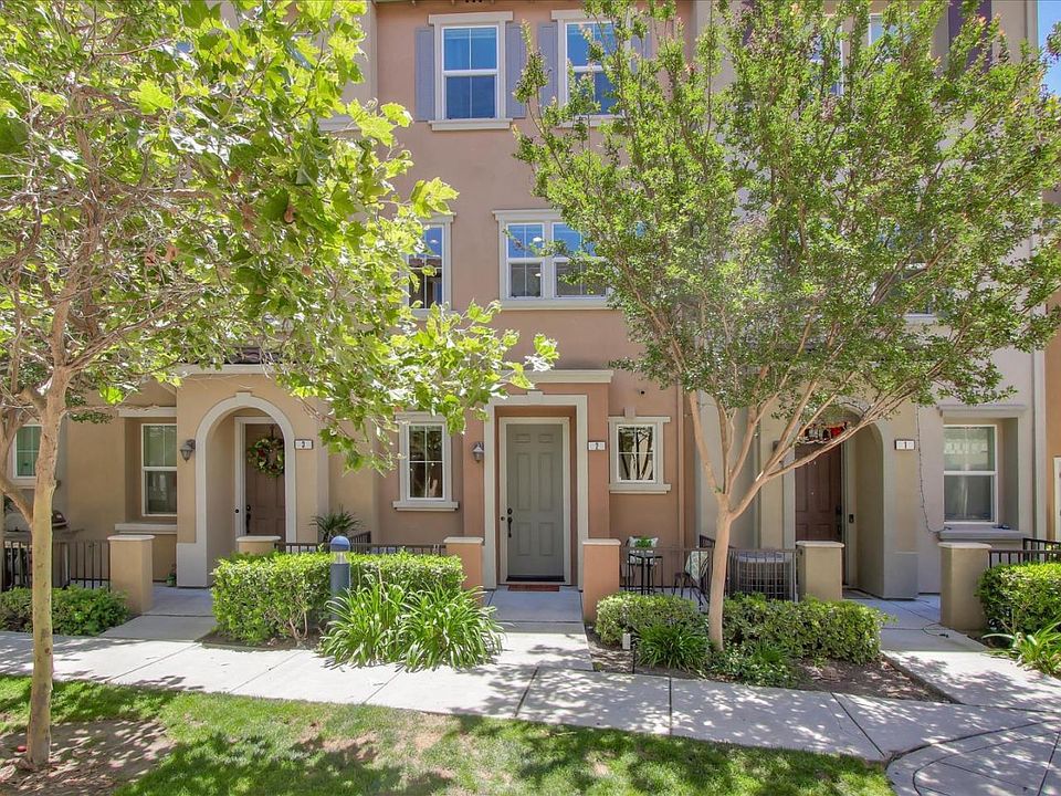 1st image of 1550 Avina Cir Unit 2