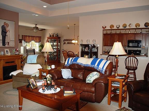 5th image of 226 Bullitt Creek Dr #10