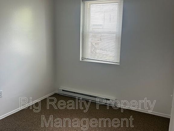 5th image of 29 N Main St APT 2E