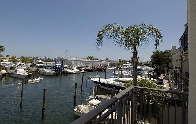 1st image of 33 Port Side Dr