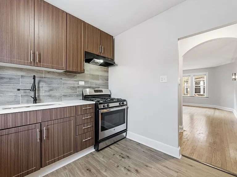 8212-8220 S. Drexel Ave Chicago, IL 60619 — Photo 15