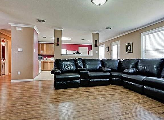 5th image of 1128 Beaverwood Ln