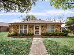 3704 Westminster Pl, Carrollton, TX 75007