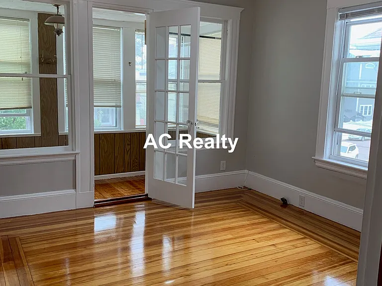 25 Bradbury Ave #2 — Photo 9