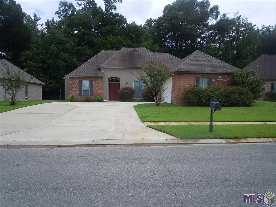 1st image of 13372 Williamsburg Dr