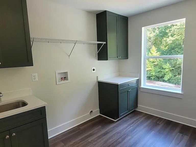 5709 Iron Stone Rd — Photo 11