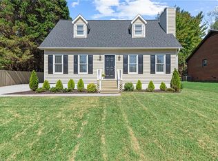 5525 Moravian Heights Ln, Clemmons, NC 27012