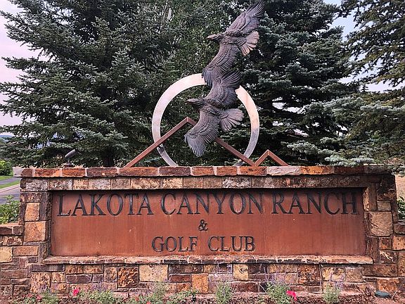 3rd image of 511 Deer Valley Dr