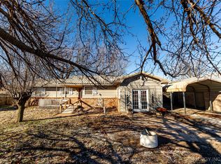 718 S Rose Ave, Glencoe, OK 74032