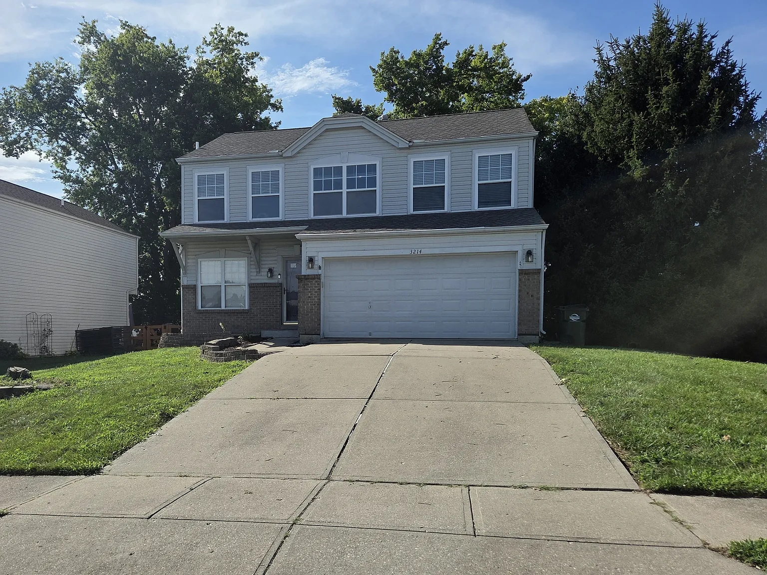 3214 Bridlerun Dr — Photo 1