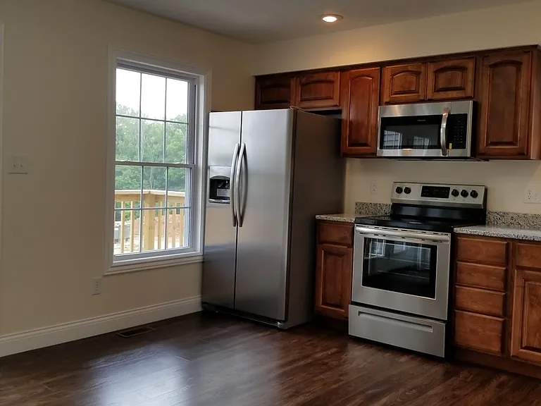 2266 S Samuel Ln — Photo 7