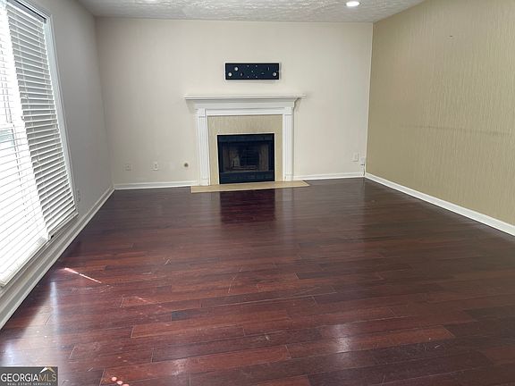 5th image of 1480 Walnut Hill Cir
