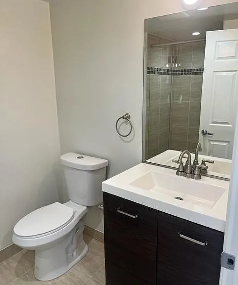 1866 Greenfield Ave #200 — Photo 5