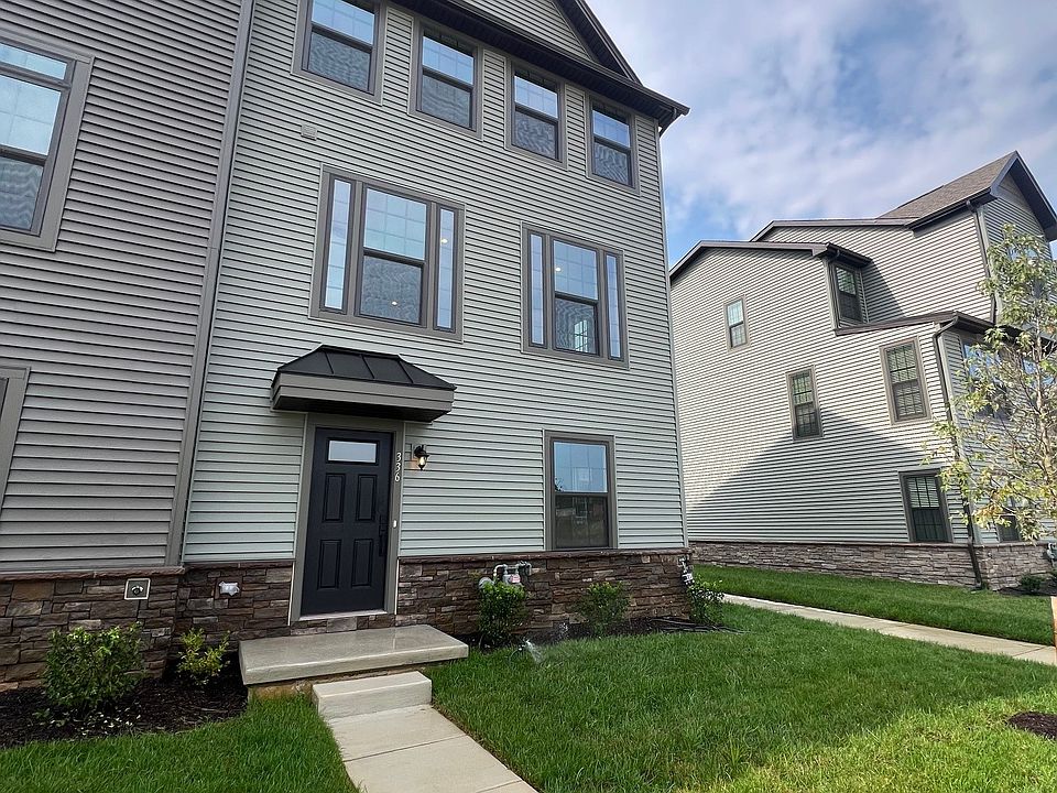 1st image of 336 E Green St