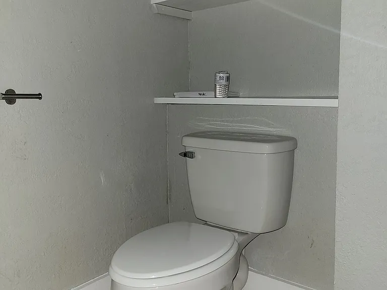 108 7th St N #2 — Photo 8