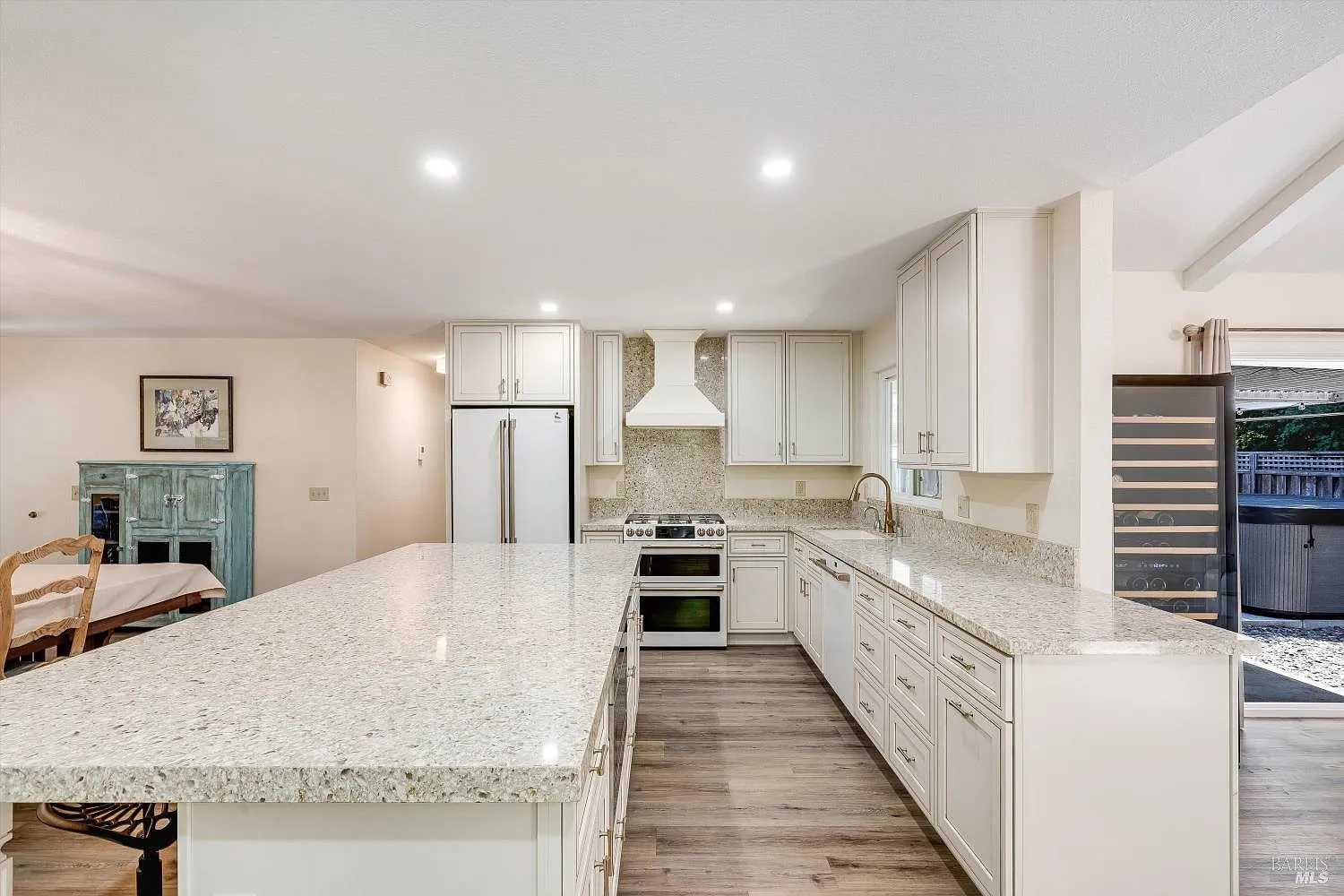 113 Sherwood Drive - Photo 6