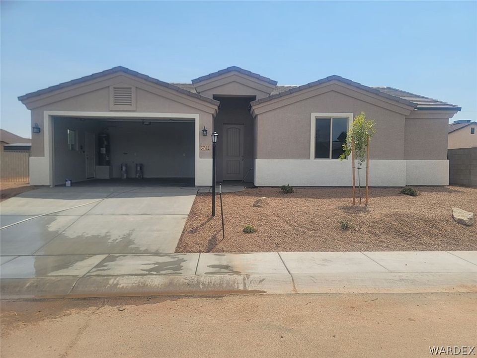 2nd image of 3782 Meadowbrook Lane
