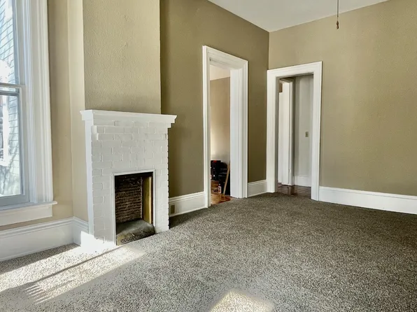 102 W Walnut St, Titusville, PA 16354