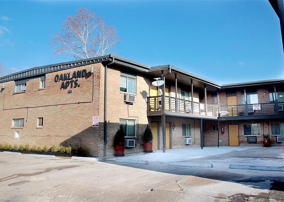1st image of 4811 Oakland St APT 14